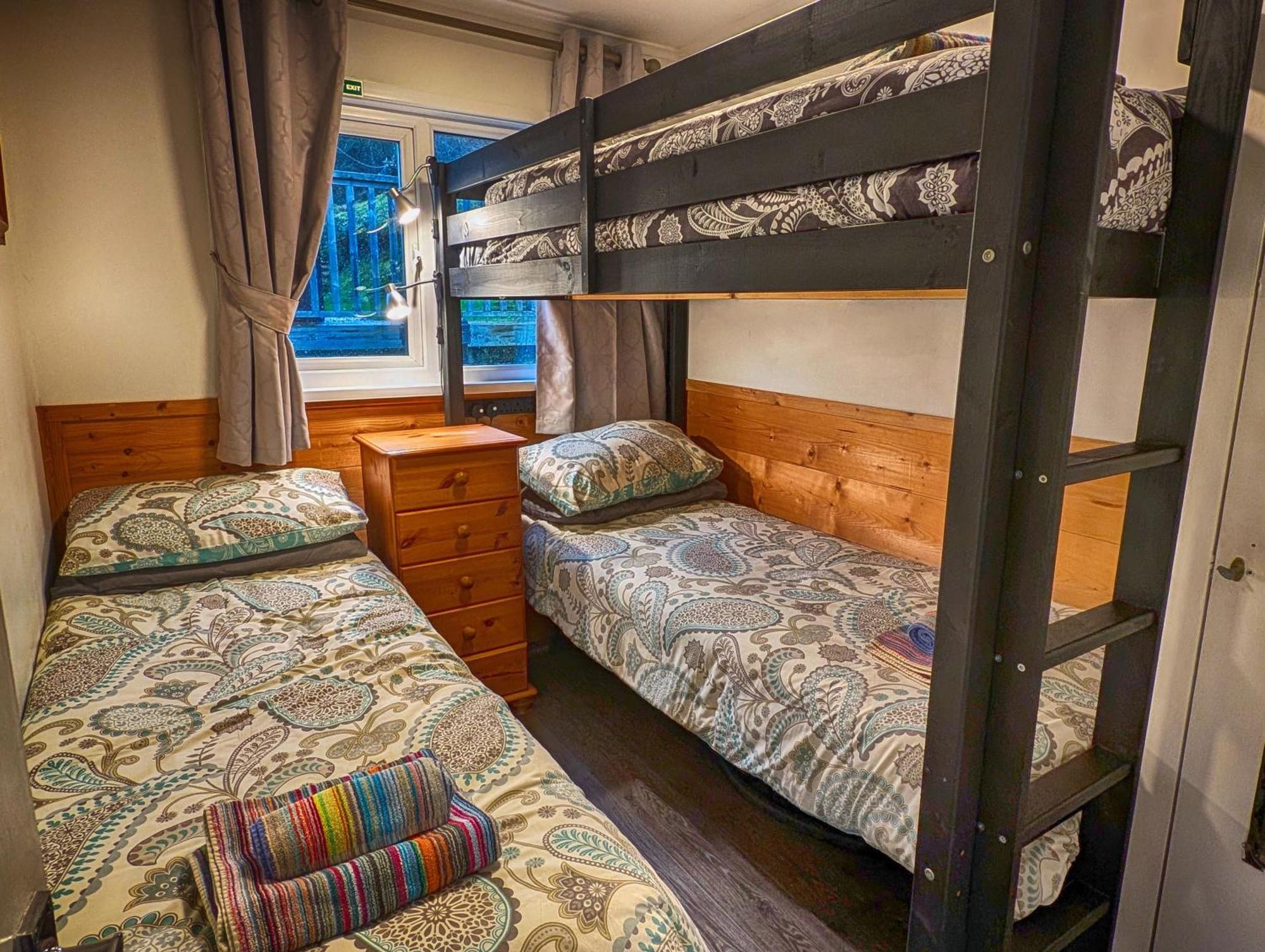 סוואנסי Caswell Beach Chalet 70 Located In Gower Peninsula מראה חיצוני תמונה